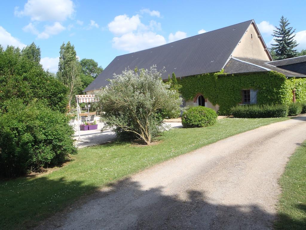 Chambres D'hôtes Du Domaine De Jacquelin Saint-Germain-du-Puy Buitenkant foto